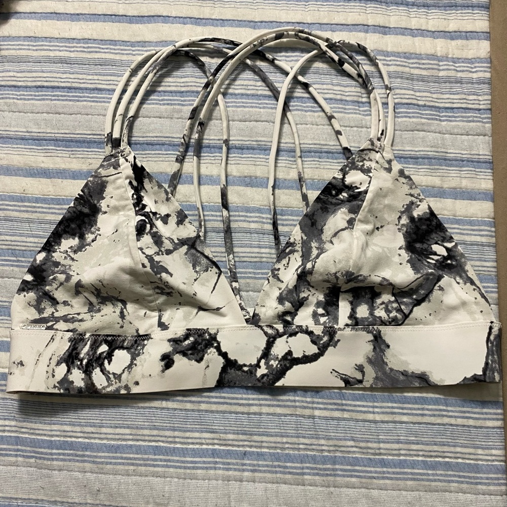 VS Sports Bra